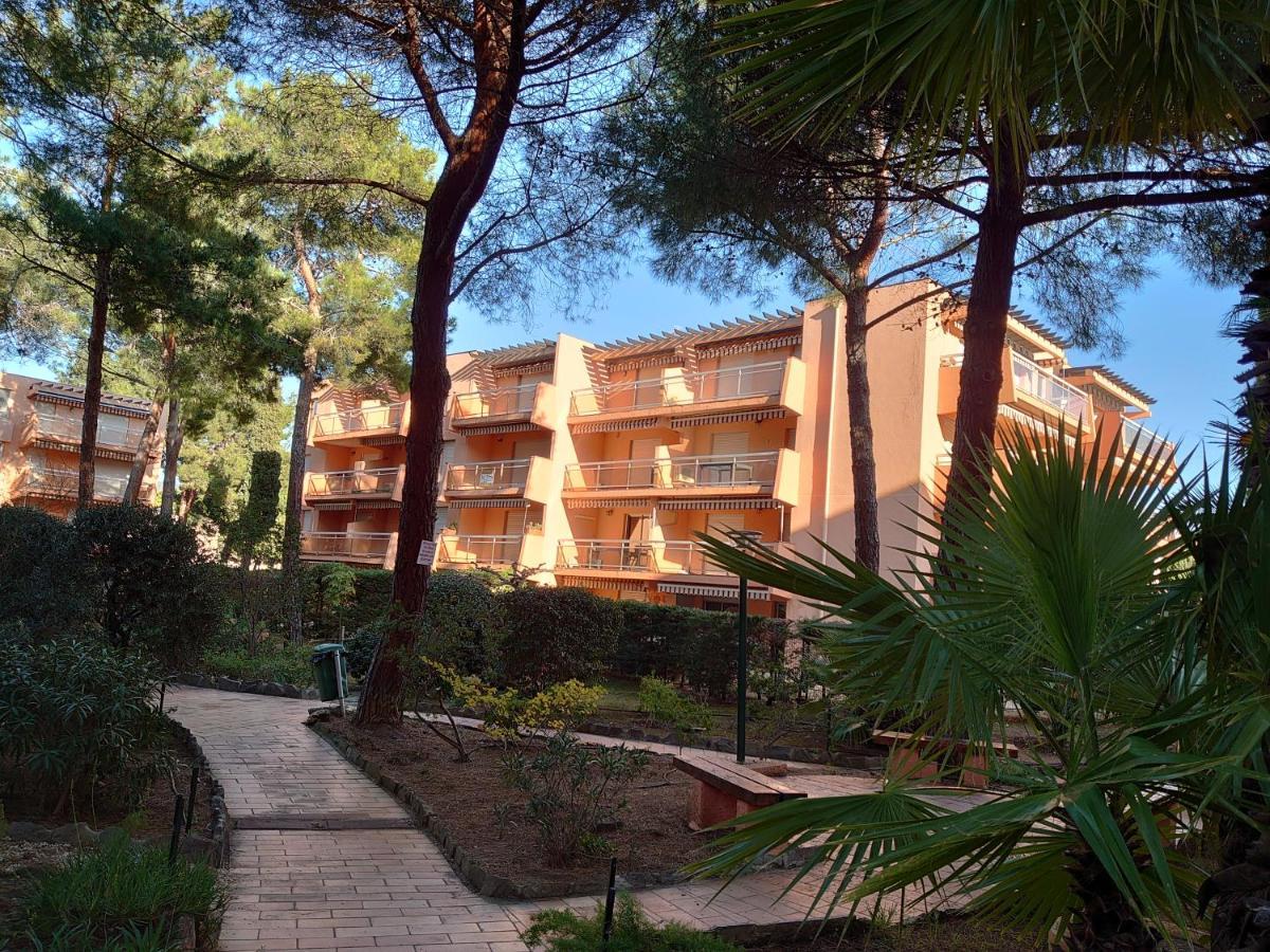 L'Amiraute 150M De La Plage Bormes-les-Mimosas Exterior photo